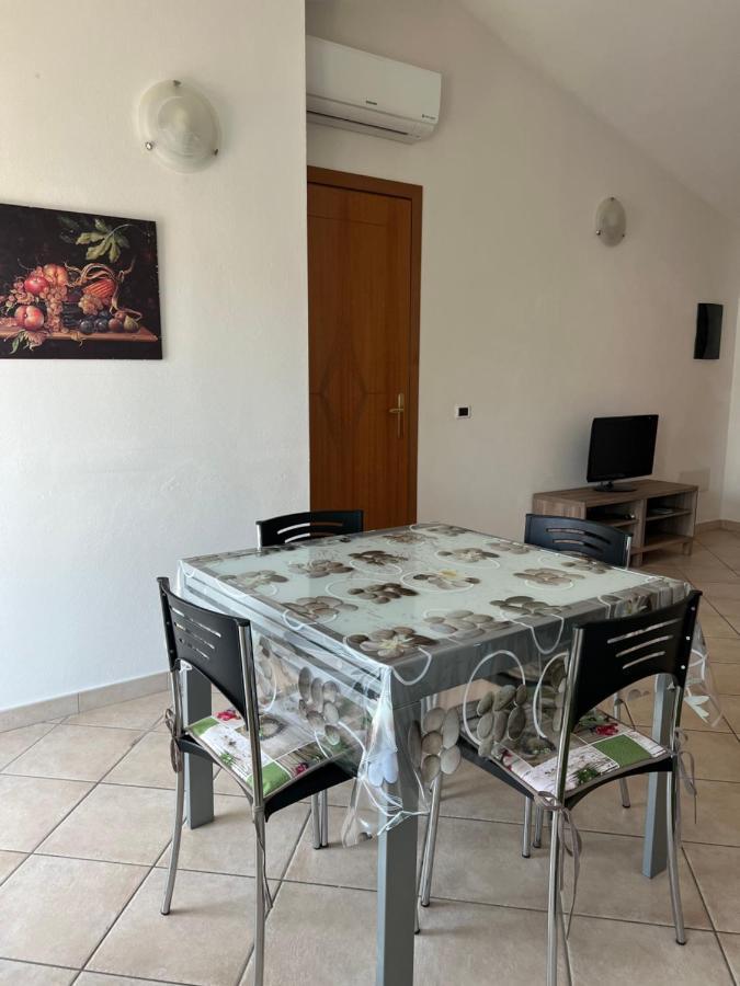A Casa Di Olivia Apartment Джирасоле Екстериор снимка