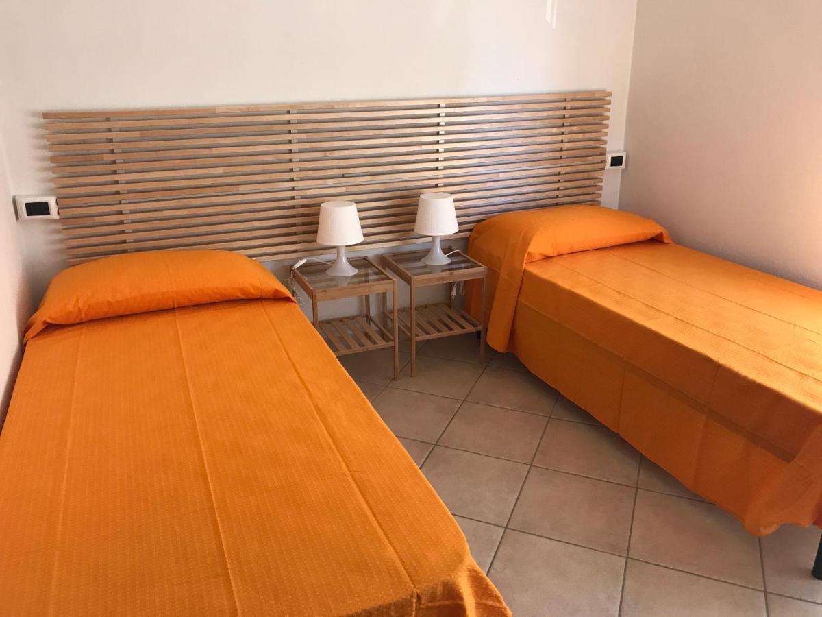 A Casa Di Olivia Apartment Джирасоле Екстериор снимка